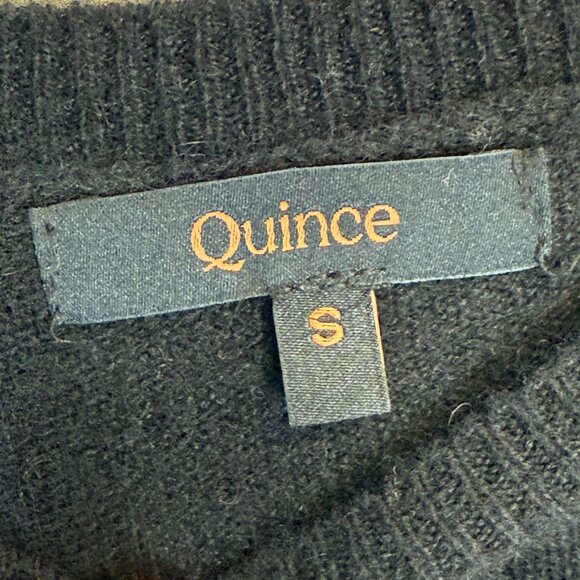 Quince Mongolian Cashmere Crewneck Sweater Black TaylorMade Golf Logo Small - Picture 6 of 10